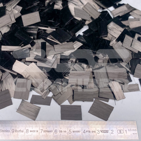 Рубленый карбон (углеродная фибра) 15 мм хлопья, 1 кг