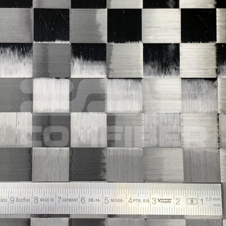 Карбон 100 г/м плейн 12К нить 15 мм площеное